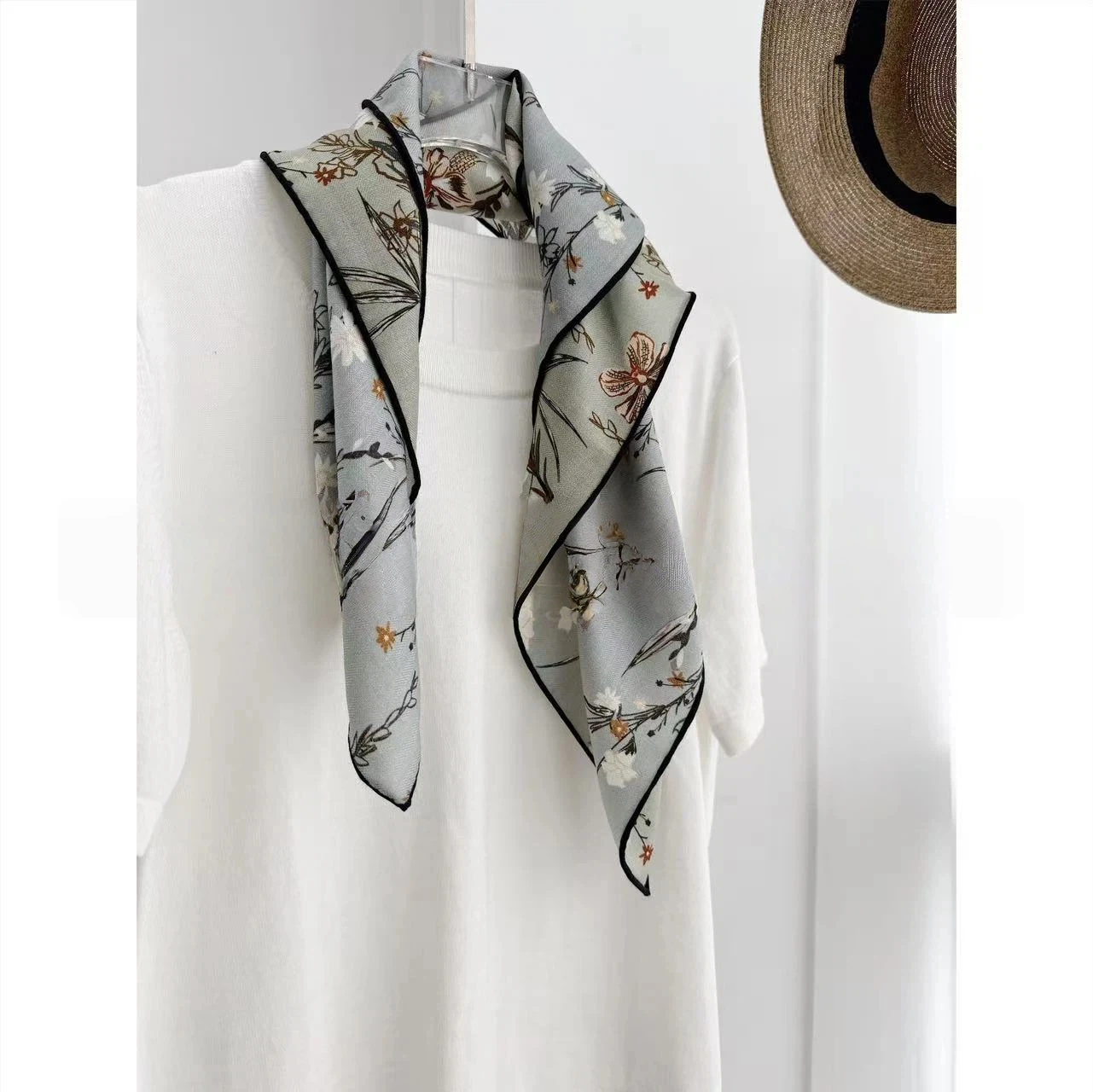Women Vintage Floral 70% Wool - Vintage Fashion Japan ulasan dan harga