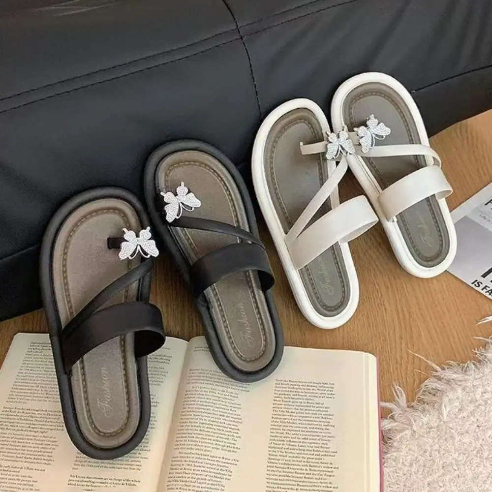 

Casual Non-Slip Crystal Butterfly Flip Flops PVC Sweet Beach Toe Slippers Shoes Beachwear Flat Bottom Slippers Summer