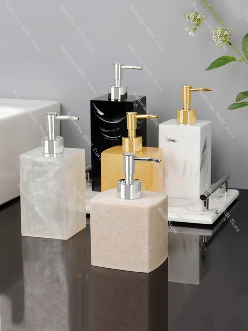 Elegant Hotel Soap Dispenser Pump Bottle Set Luxury Refillable Shampoo Conditioner Shower Gel Empty Containers High End Bathroom