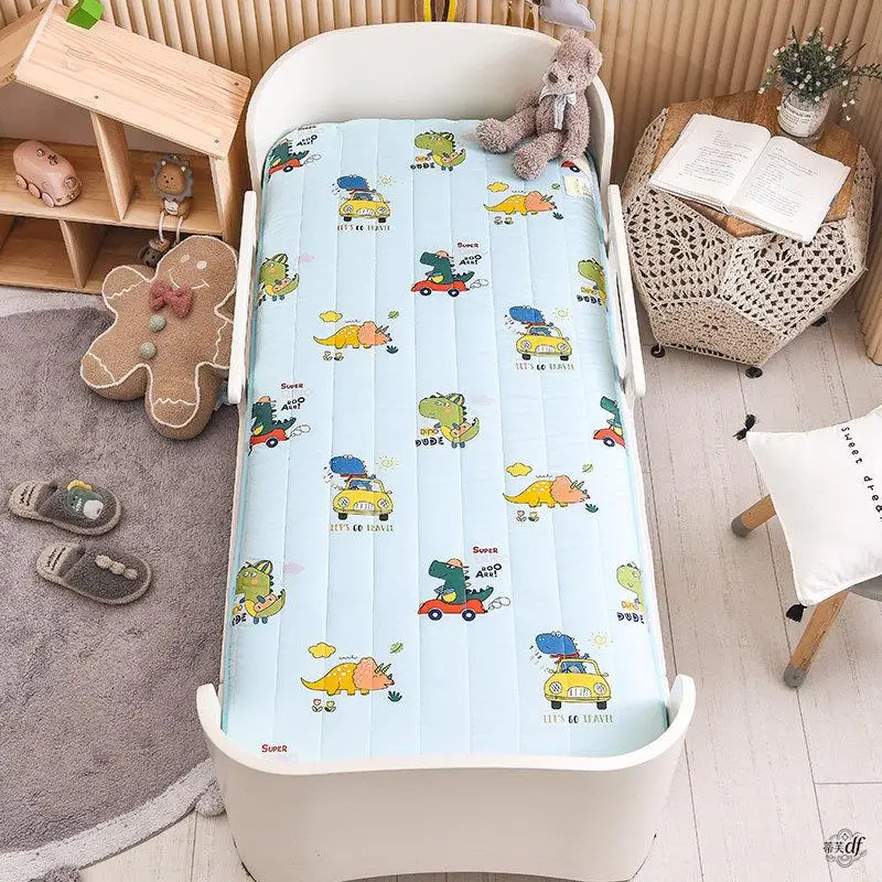 baby-mattress-for-kindergarten-nap-time-120x60-spring-autumn-dual-use-children-bedding-cotton-silk-fabric-mattress-pad