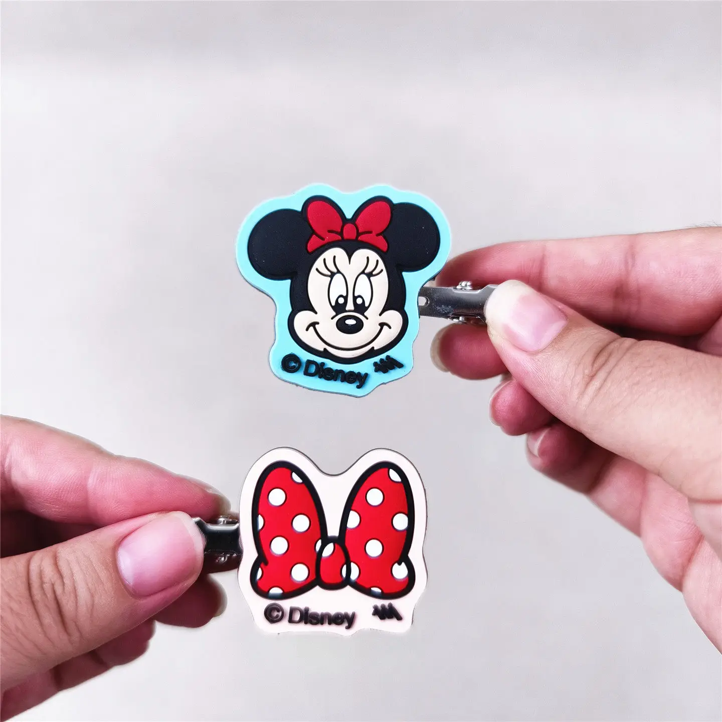 2 pares disney dos desenhos animados mickey mouse minnie silicone grampo de cabelo em linha reta bb clipe franja da menina quebrado estilo de cabelo decoração presente