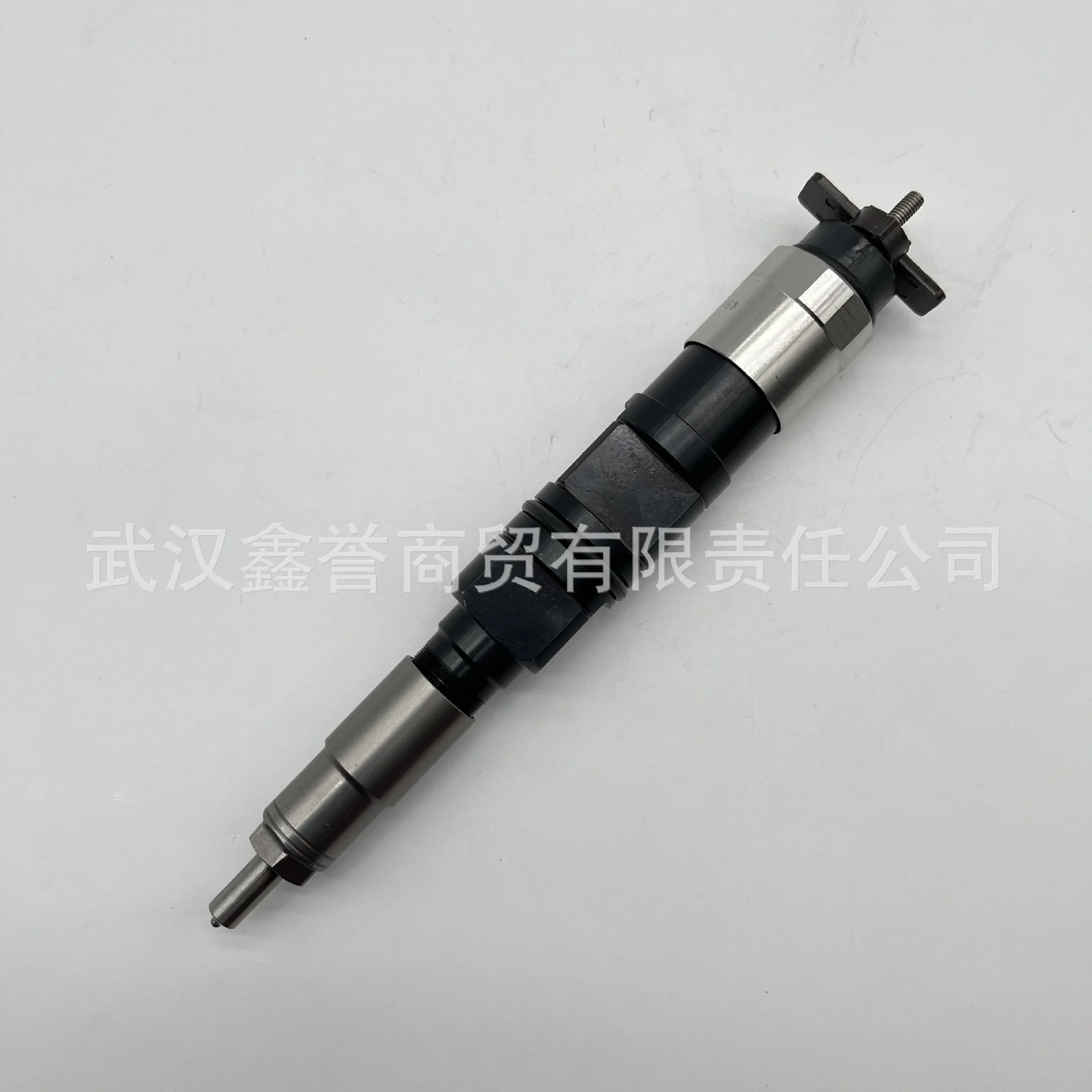

095000 -6471 RE 546777 Форсунка в сборе Denso для двигателей John Deere