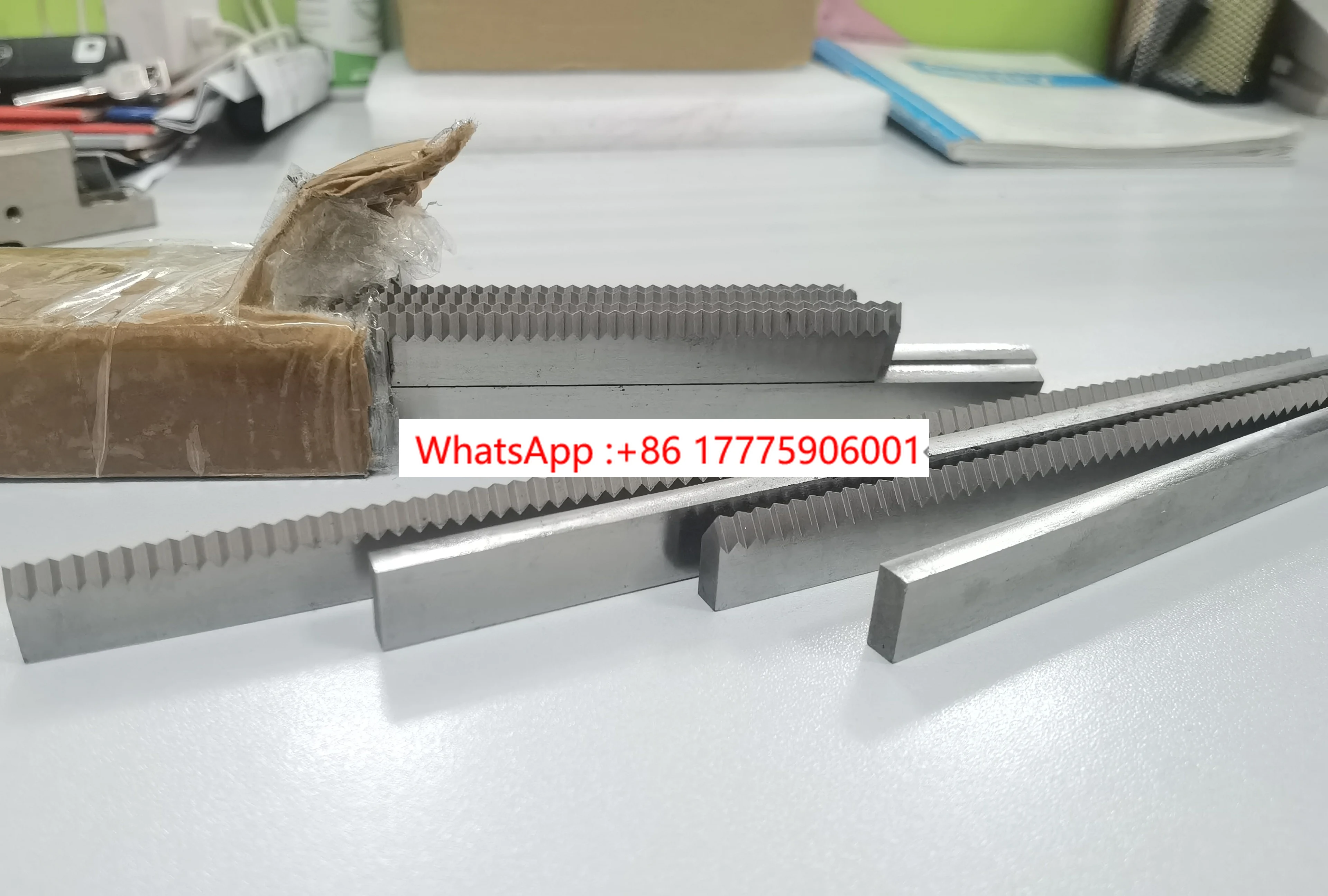 

Pillow packing machine blades, serrated flower knives, flat cutters, easy-to-tear knives