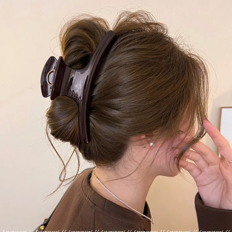 

2024 Новая большая заколка для волос 15 см для женщин, очень большой объем, простая элегантная заколка для волос, заколка в виде акулы