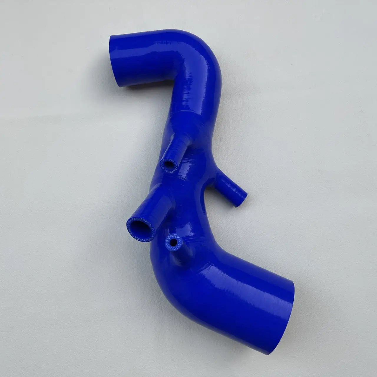 أنبوب خرطوم مدخل التعريفي 06A133356F 06A133356J 06A133356R لأودي S3 TT 225PS سيات ليون كوبرا R AMU APX BAM 1.8T 1999-2006 #1