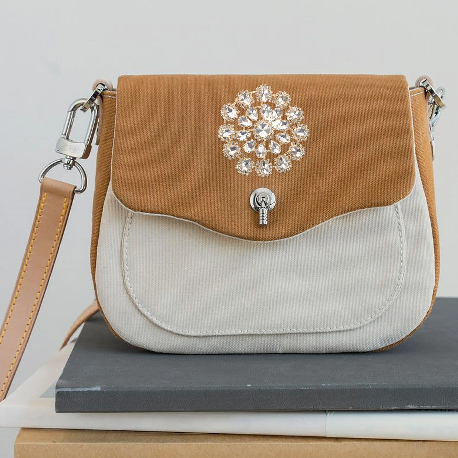 

Rhinestone Flower Applique Sew On Patch For Bags Shoes Clothes Diy Wedding Decoration Metal Bag Charm Craft Supply