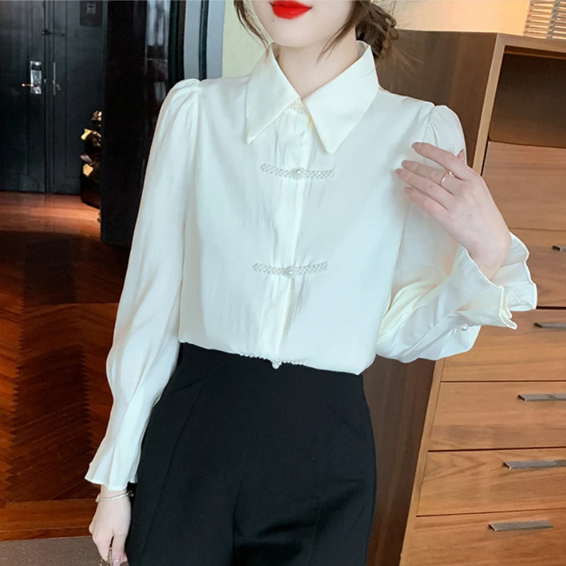 Chinese Style Shirts for Women Retro Pearl Button Ladies Graceful Long Sleeve Shirt High Street Fashion Loose Casual Spring New