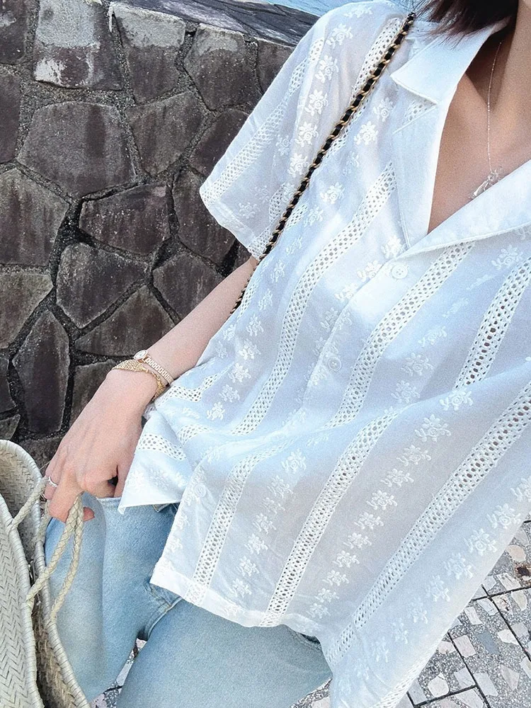 

Однотонная дышащая футболка с кружевной вышивкой, в стиле ретро, универсальная, во французском стиле, свободного кроя, летняя, хлопковая