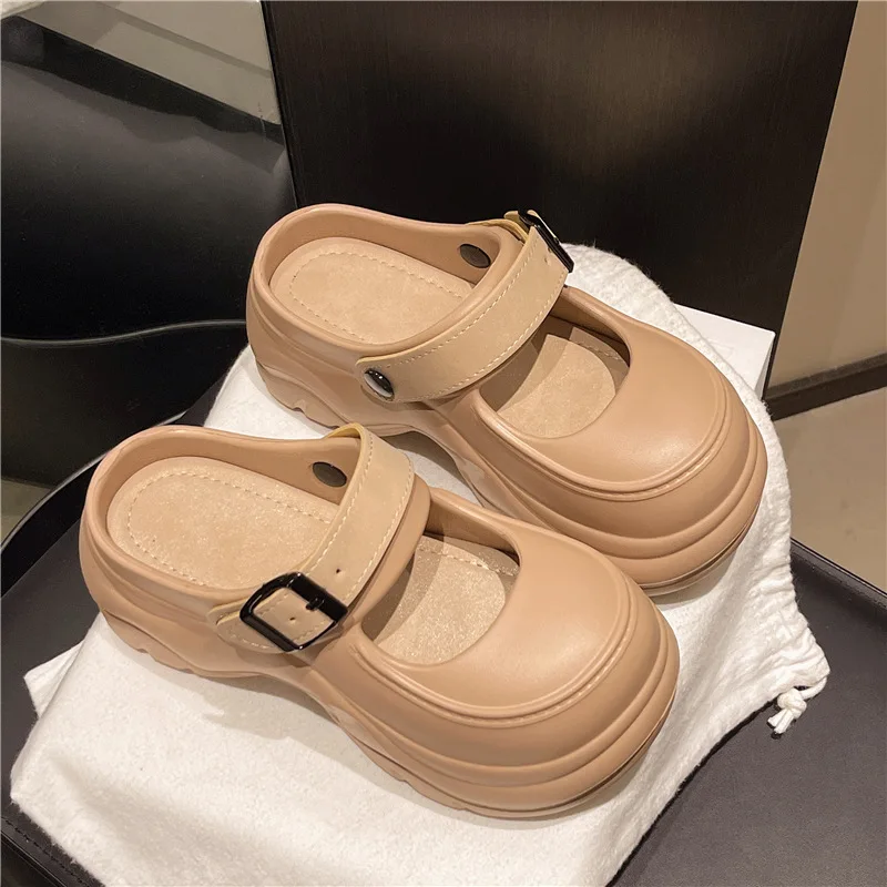 Brown color block toe slippers