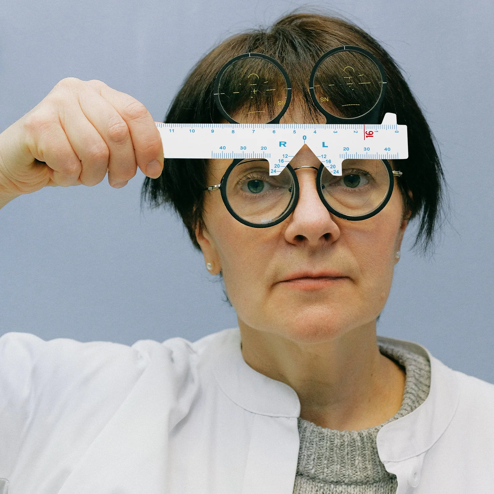 

2Pcs Pupillary Distance Ruler Compact Lightweight Optical Pupillometer Accurate Eye Distance Measuring Tool for Eyeglasses and