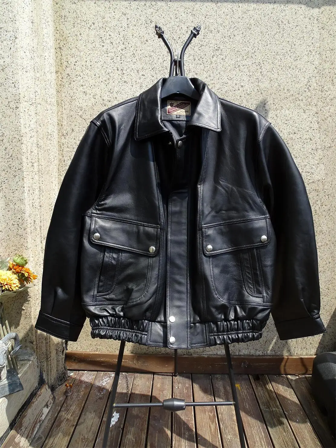 

Luxurious leather jacket. A thick full-grain sheepskin coat. Large Gallery Style Heavy Casual Leather Clothes for Men and Women