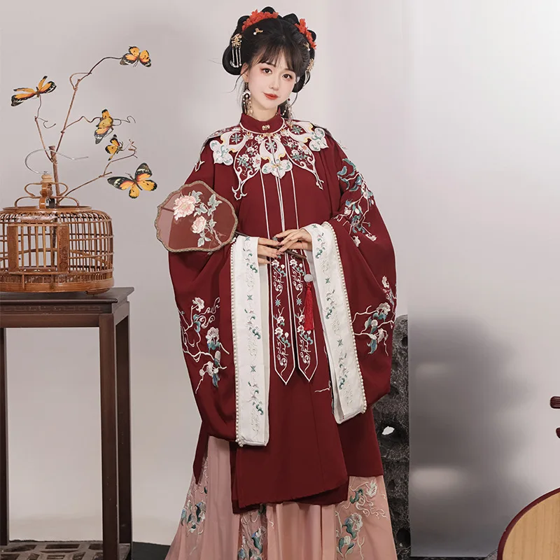 

Женское старовинное платье Hanfu, длинная рубашка с китайским воротником-стойкой и большими рукавами, зимний улучшенный комплект с облаком и плечами в системе Мин