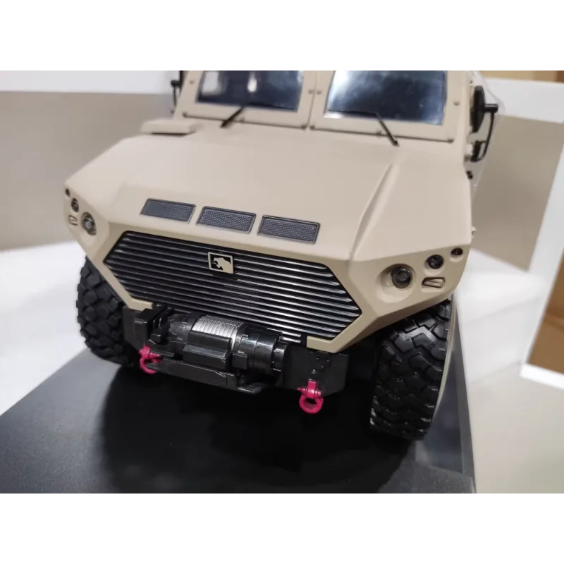 Diecast 1/16 Bilancia Ajban440A UAE Campo Tattico Veicolo Blindato In Lega Modello di Auto Da Collezione Giocattolo Regalo Souvenir Display Ornamento