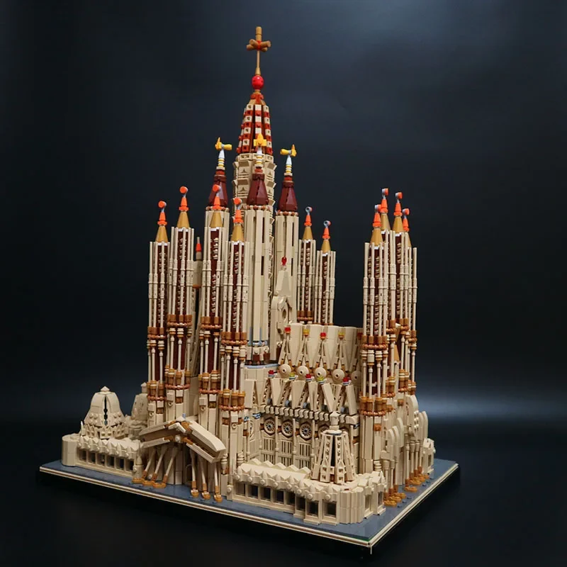 

MOC Испанская Архитектура Церковь Барселона Строительные блоки, Sagrada Familia DIY Строительный комплекс Строительные блоки Рождественские подарки