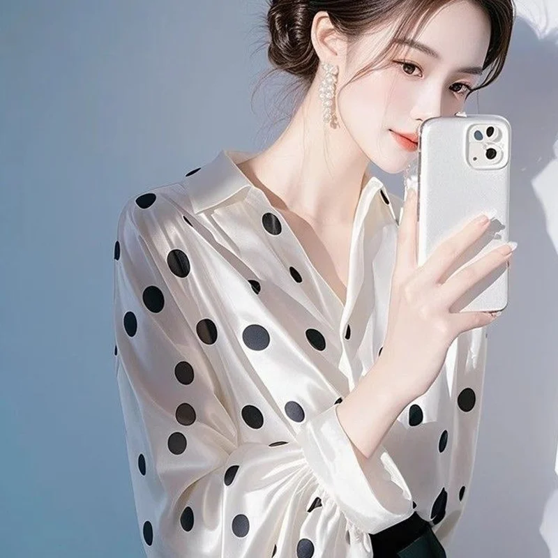 Dames tempérament à pois col rabattu chemises à manches longues printemps automne boutons élégants Satin Cardigan femmes tendance Blouse