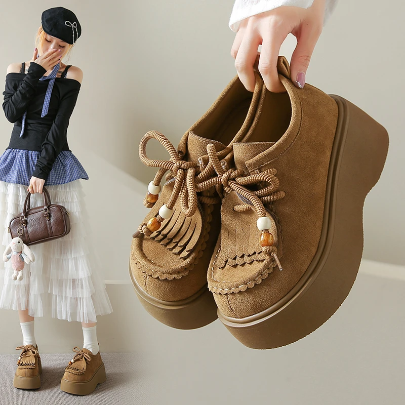 

Женская модная высококачественная универсальная обувь на плоской подошве, летние новые трендовые спортивные кроссовки на платформе, повседневная обувь 2025