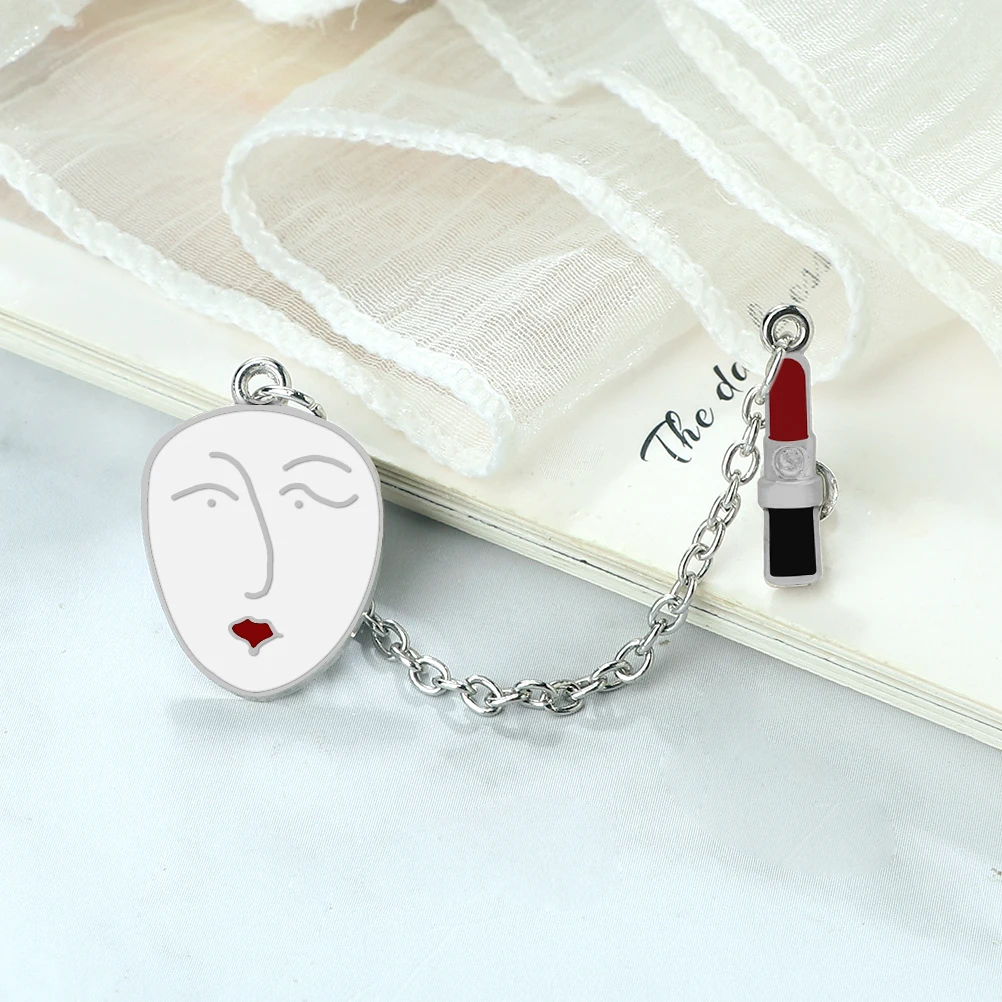 Japanese Geisha's Face Enamel Pin Mysterious Women Wearing Lipstick Metal Chain Badge Custom Art Mask Brooch Trendy Jewelry Gift