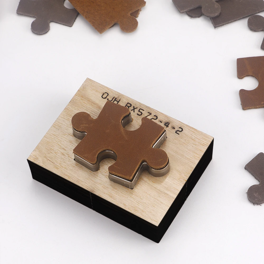 Picture 7: 4Pcs Jigsaw Puzzle Leather Template Cutting Die DIY Leather Craft Tools Handcraft Jigsaw Stencils Splice Cutter Mold