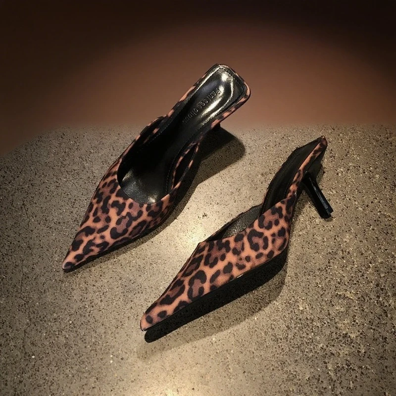 2023 sommer Frauen Abdeckung Kappe High Heel Hausschuhe Mode Leopard Print Maultiere Rutsche Damen Abend Party Alias