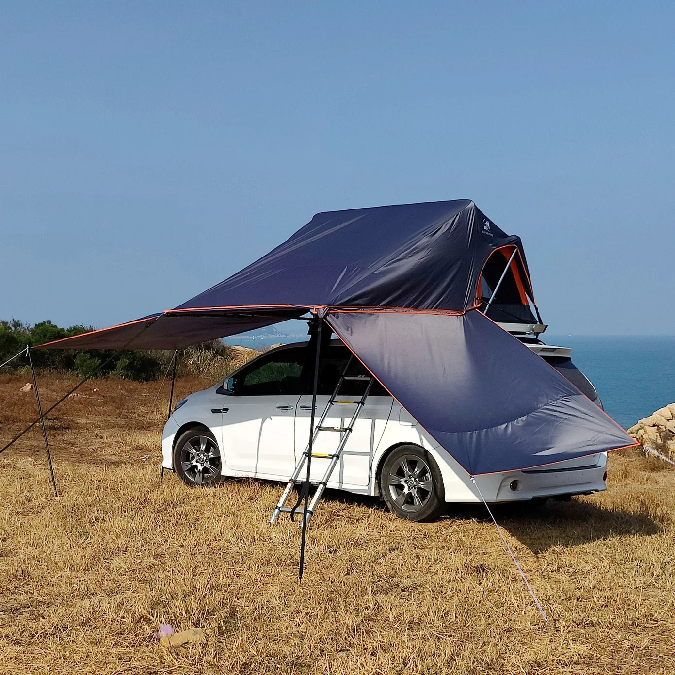 

Waterproof 4WD Offroad Car Camping Roof Top Tent from roof tent factory ready to ship with Sun Shelter