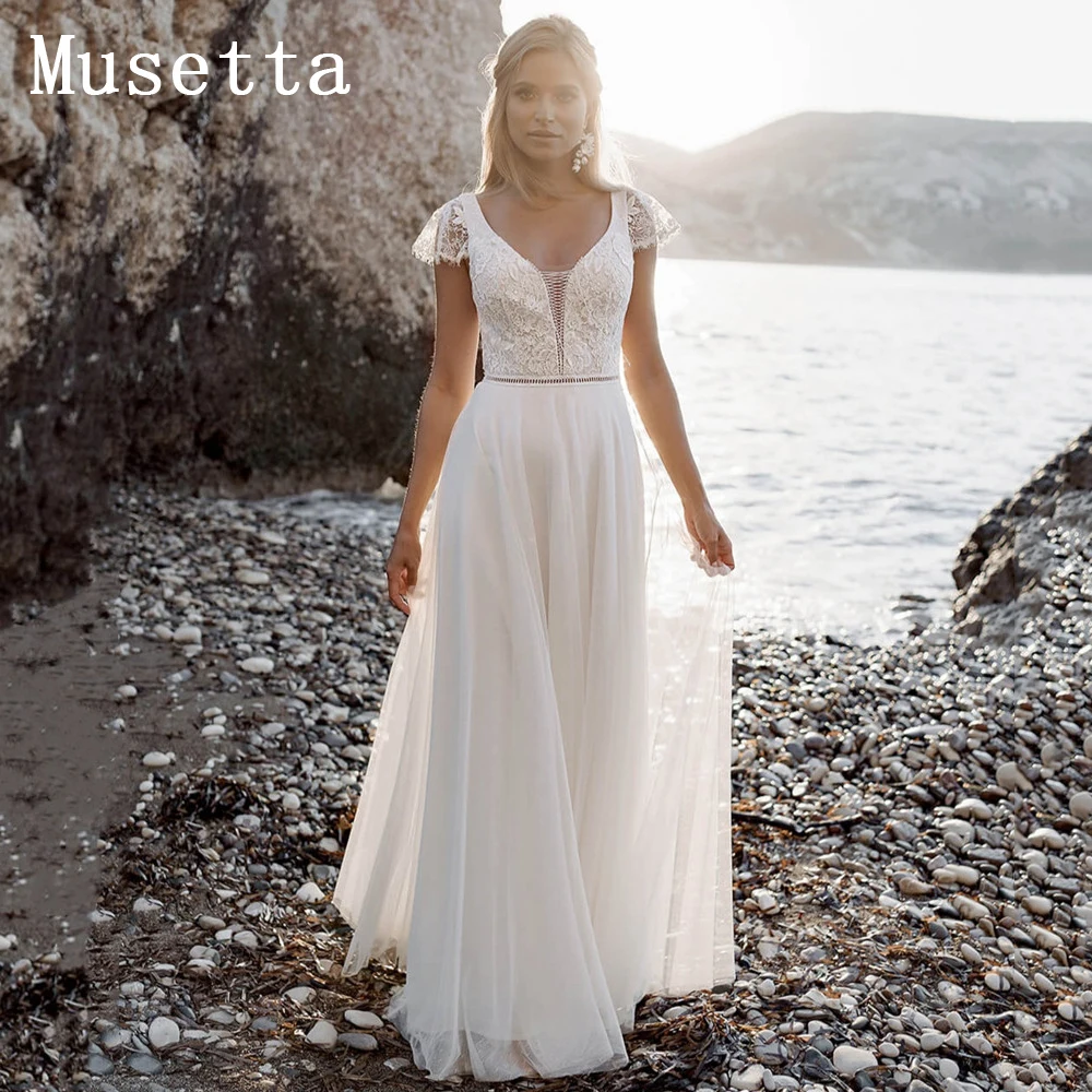 

Bohemian V-Neck Wedding Dresses Cap Sleeve Lace Applique Backless Beach Tulle Bridal Gowns A-Line Floor Length Real Photos 2022