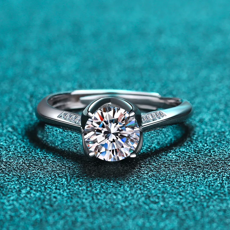 

Luxury Platinum Pod Rings Diamond Ring 18K Wedding Jewelry Pt950 Moissanite Classic Four Claw Wedding for Women Rings Type Style