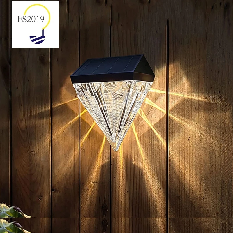 

Sunlight Fence Wall Lamp Solar Lights Diamond Spotlights Solar Powered Streetlight Outdoor Waterproof Balcony Garden Decoration