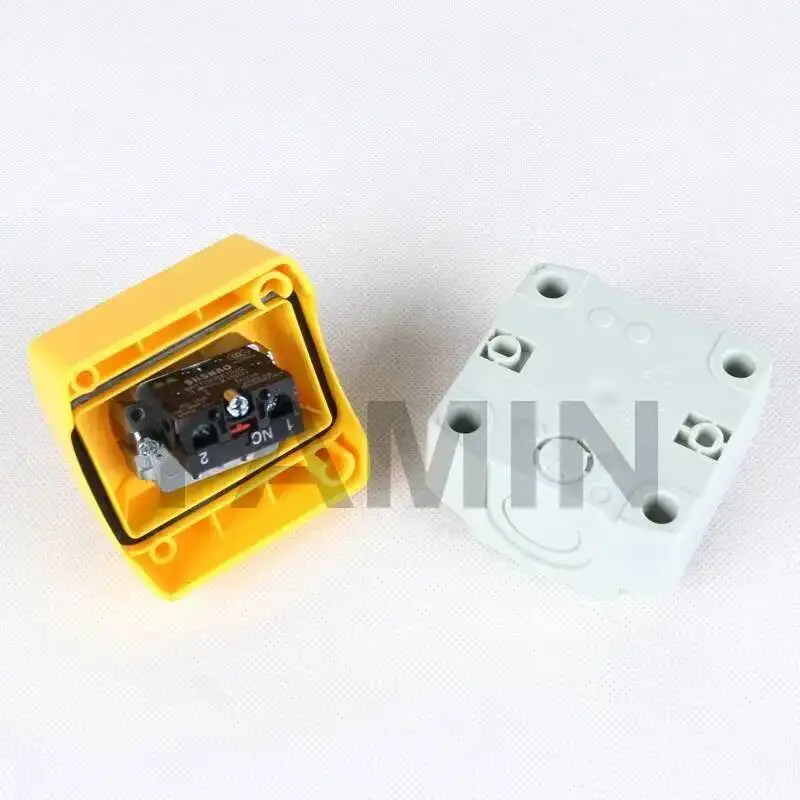 Picture 4: 22mm EX Waterproof Emergency Stop Push Button Switch Box Mushroom Elevator Lift Security Rain-proof BE102C