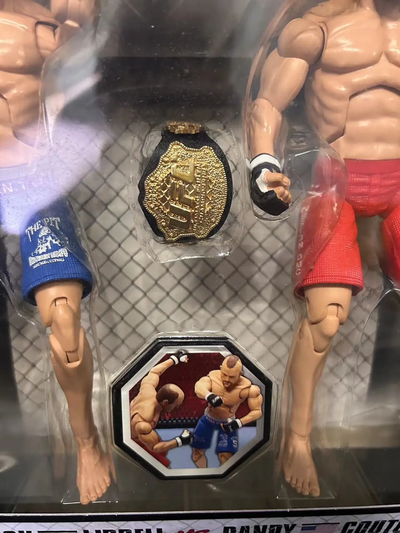 랜디 쿠투르 대 척 리델 UFC 액션 피규어, 궁극의 전투, 57 잭, 7 인치