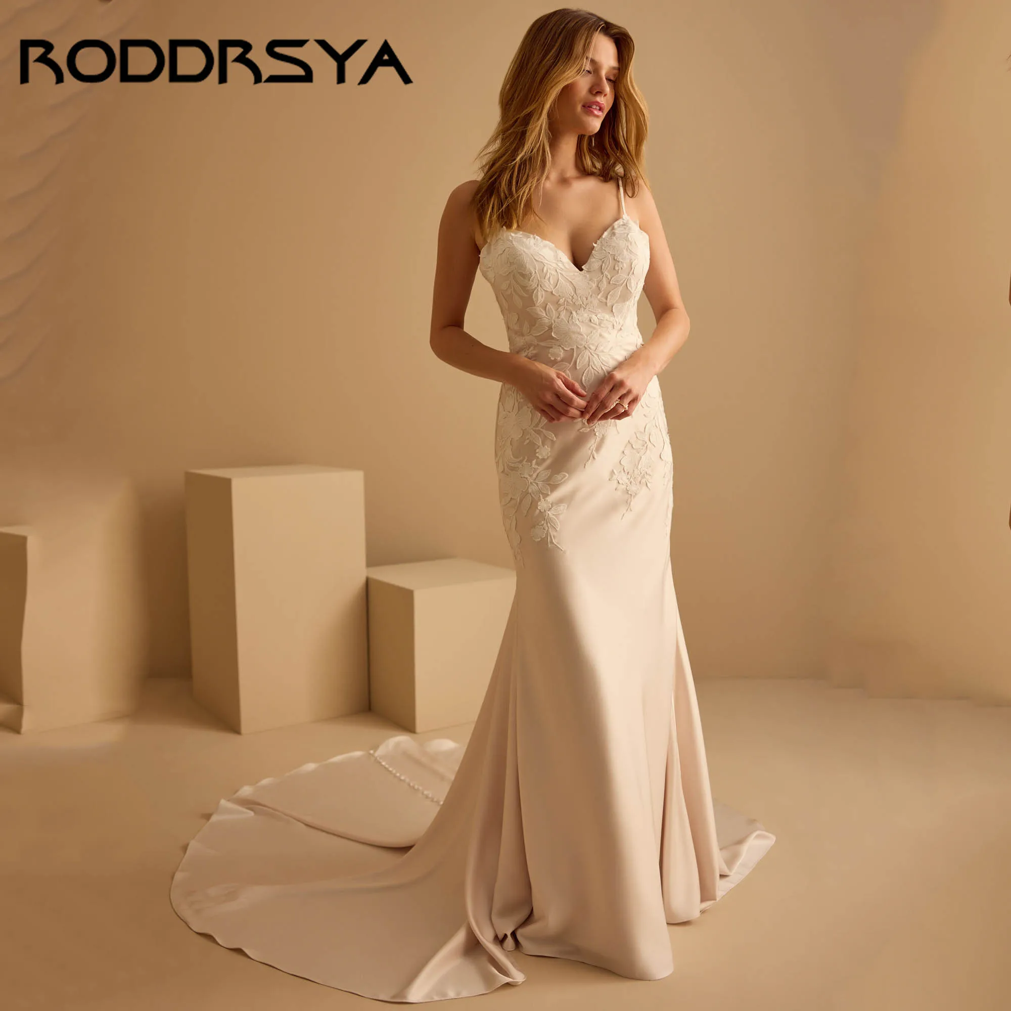 

RODDRSYA Elegant Champagne Wedding Dress Mermaid Spaghetti Straps Bridal Gown V-neck Appliques Satin vestido de novia Customized