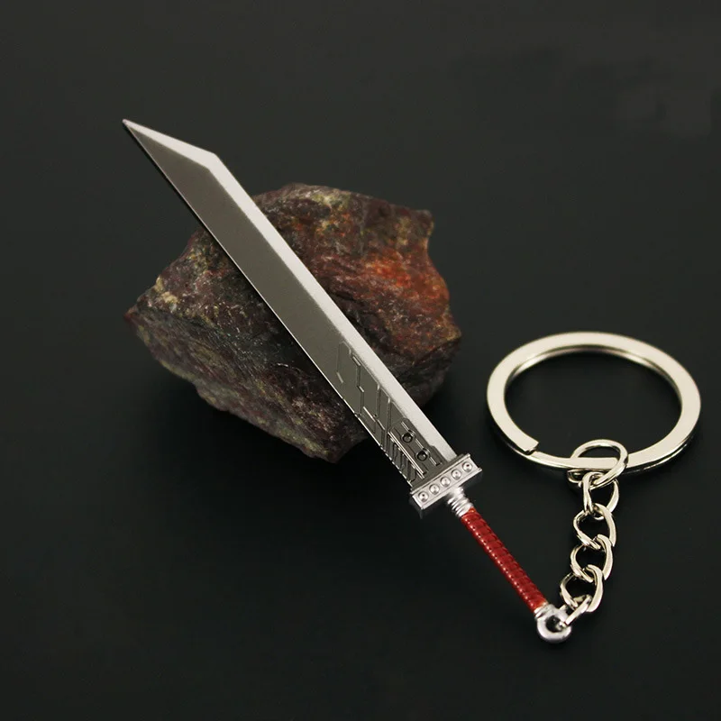 9cm Final Fantasy VII The Buster Sword Model Pendant Keychain for Men Boys Enamel Metal Key Ring Fans Collection Jewelry Gift