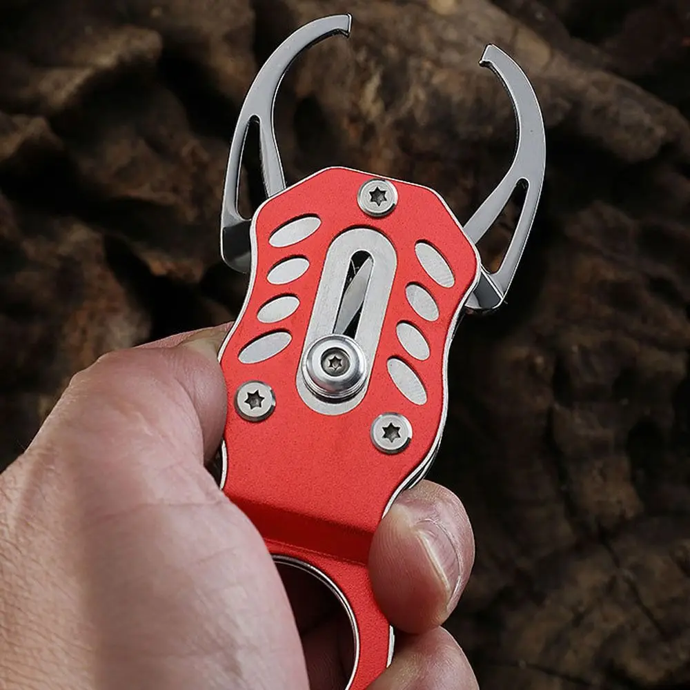 Pinza da pesca leggera Attrezzatura da pesca Clip per labbra Grabber Strumento Pinza da pesca Controller per pesci Impugnatura per pesci Morsetto per labbra Impugnatura per pesci