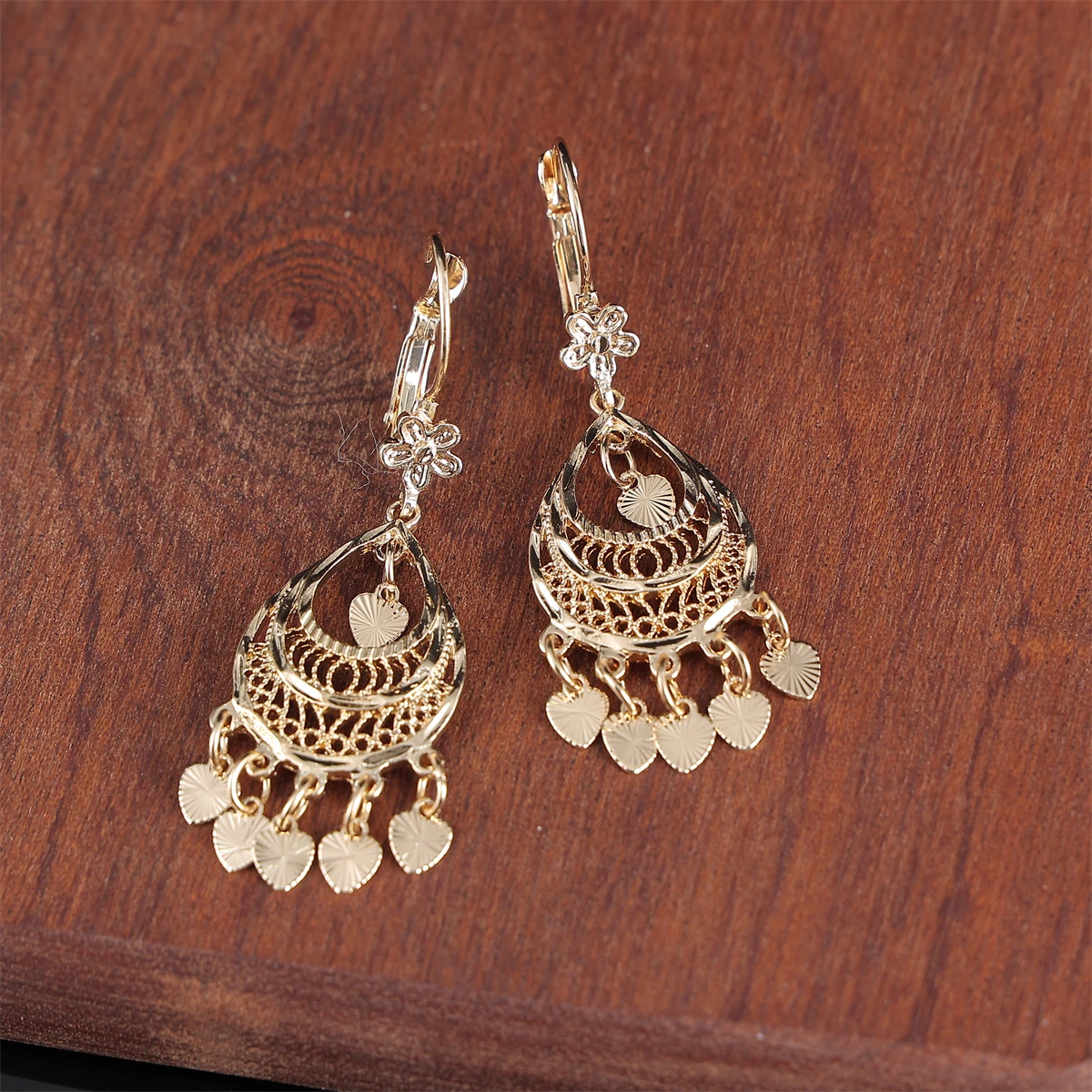 Classic Cutout Tassel Earrings Gold Color Moroccan Style Bridal Jewelry Earrings With Heart Design