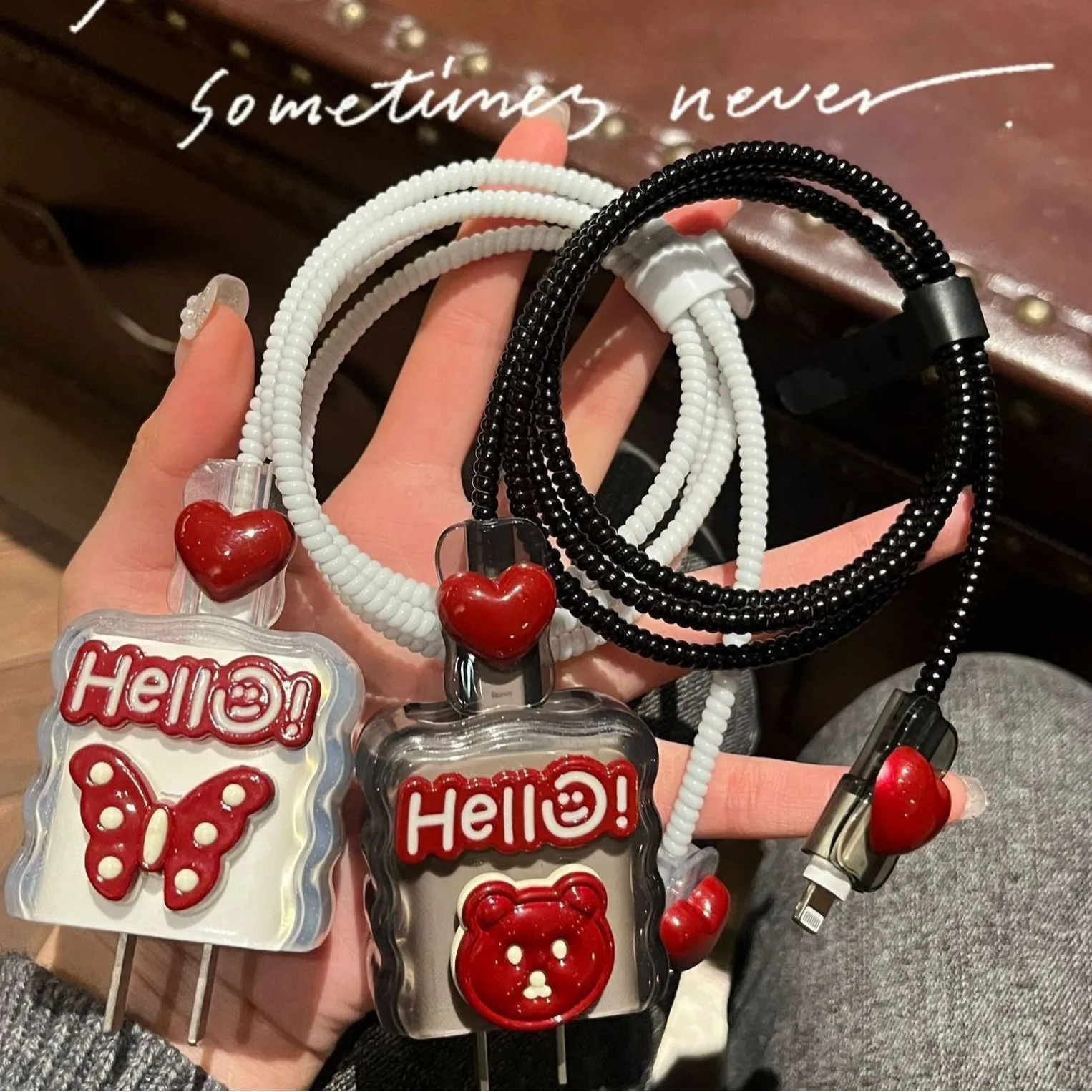 5 Pcs Black Wave Charger Case with Red Bow and Heart for iPhone 15promax Charger Case, Data Cable Case, Anti-tangle Case for iPh