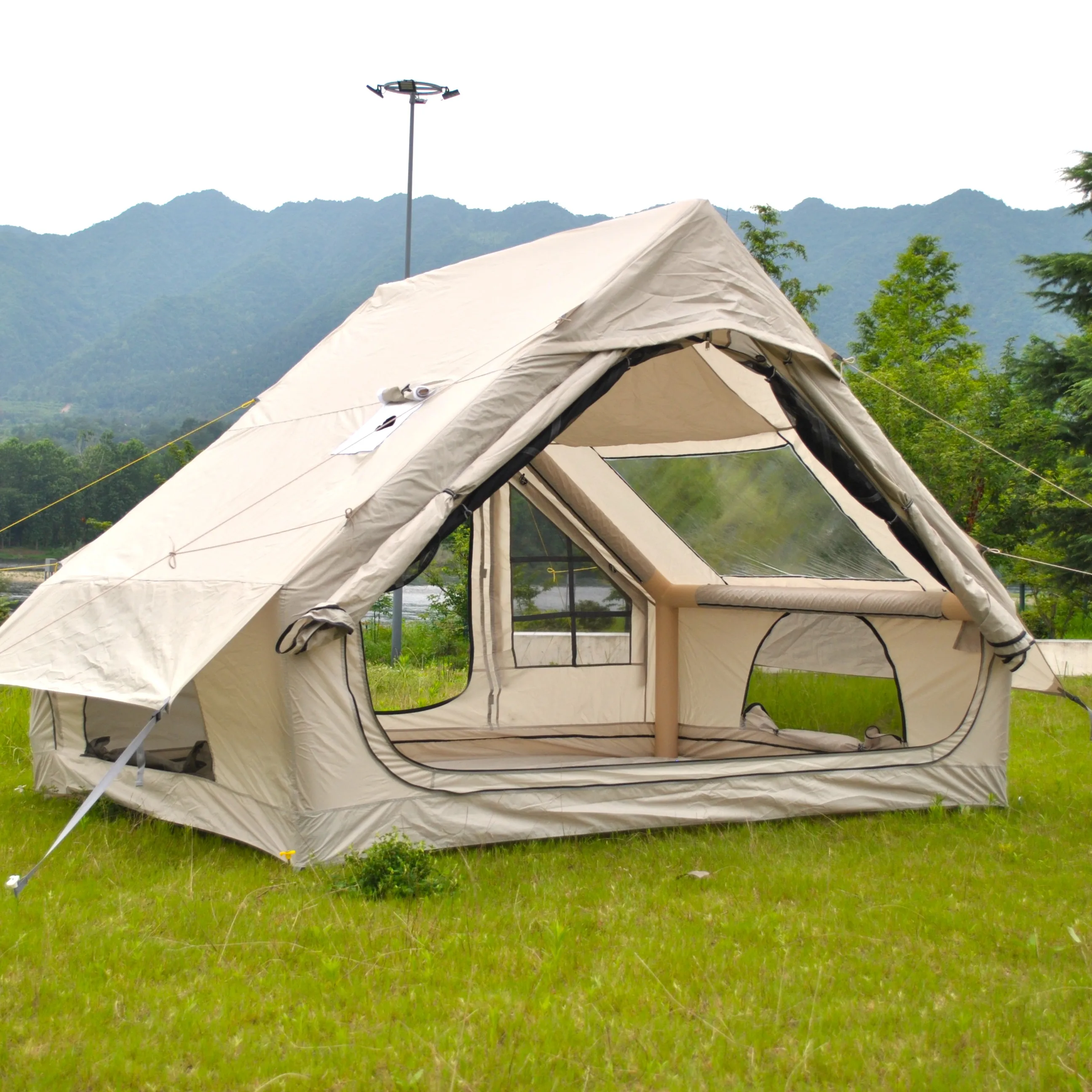 Carpa Inflable con Claraboya, Carpas Inflables de Montaje Rápido con Bomba, Carpa con Orificio para Estufa, Casa Inflable Impermeable de Oxford
