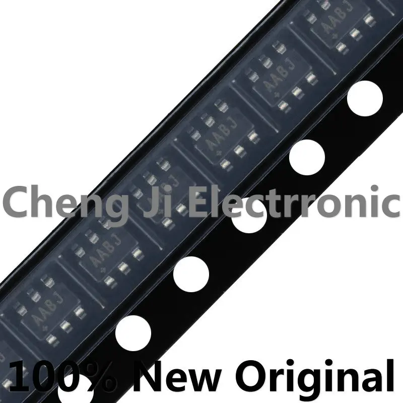 

10PCS MAX828EUK+T、MAX829EUK+T、SOT23-5 Switching capacitor voltage inverter power chip