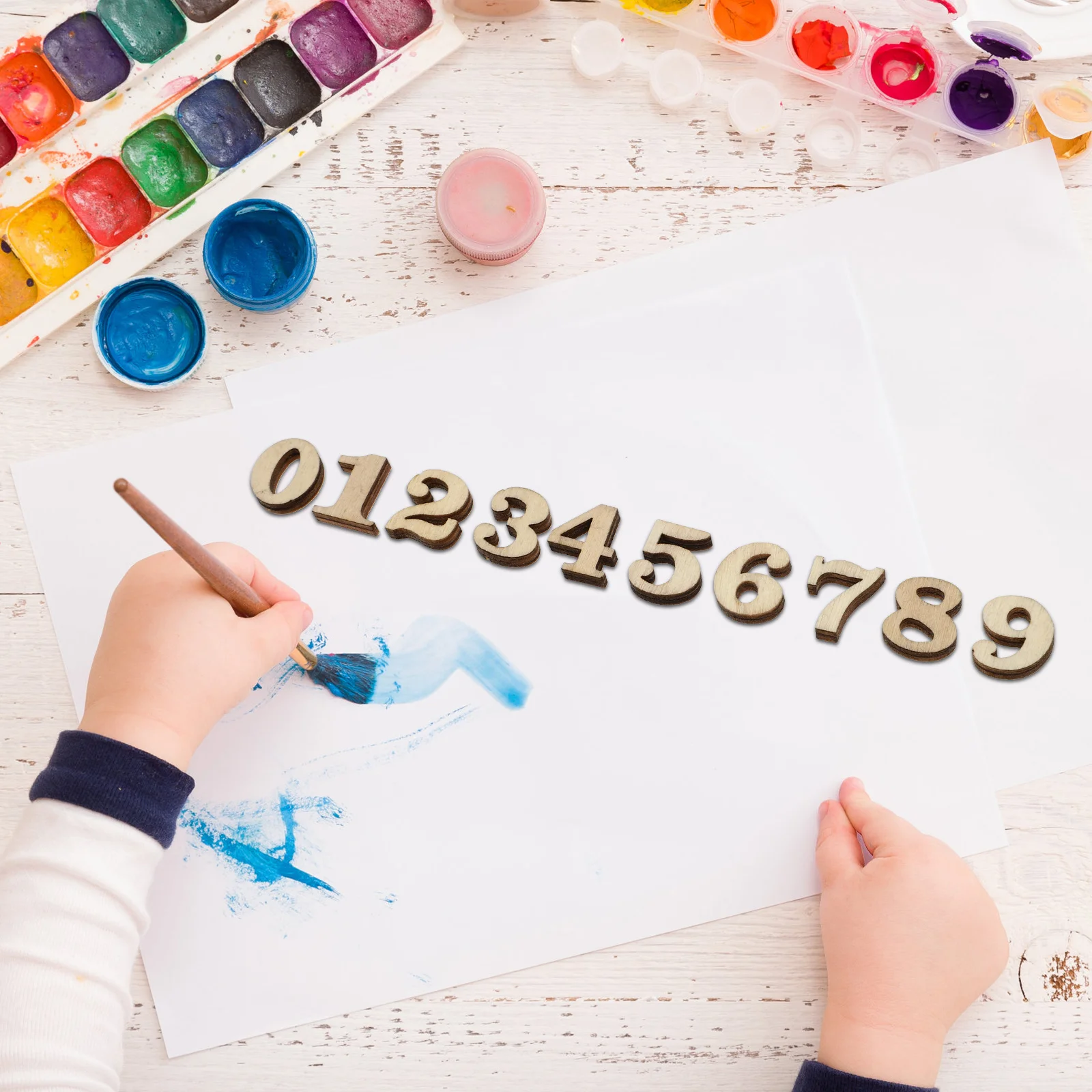 

DIY Wooden Slices 200pcs 15mm Natural Wood Craft Pieces for Learning Christmas Decoration Handmade Embellishments