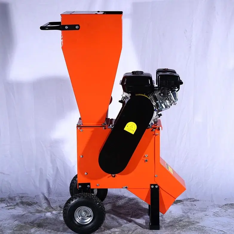 

Индивидуальный портативный бензиновый измельчитель древесины для сада и фермы: высокая эффективность, легкость перемещения