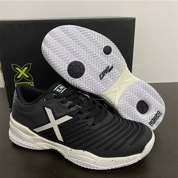New Hot Sale Breathable Professional Table Tennis Traditional Match Shoes Comfortable Wearable Table Tennis Shoes Very Good