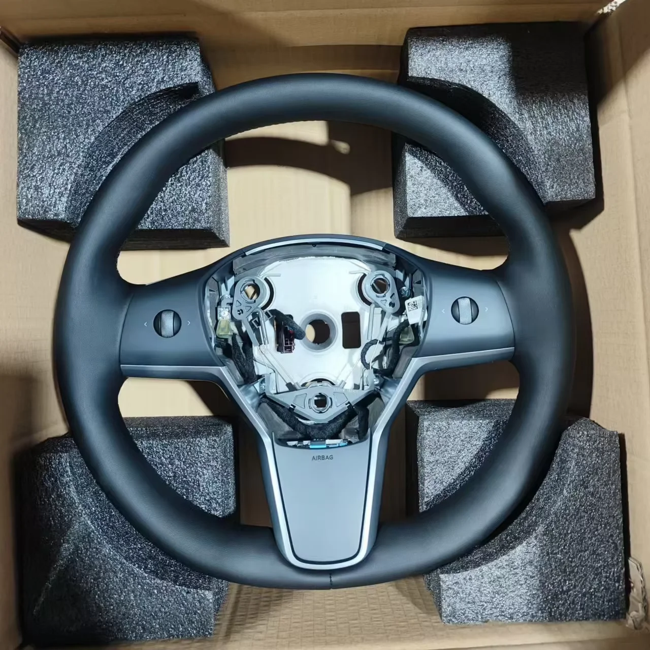 For Tesla Model 3 2017-2023 Model Y 2020-2024 Model 3/Y PU Leather Heated Steering Wheel with Heating Function Cars Accessories Auto Parts 2022 2021 2020 2019 1490214-00-B