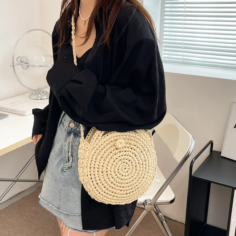 Round Straw Crossbody Bag Handmade Woven Shoulder Bag For Women Summer Beach Bag Bohemia Travel Small Handbag and Purse