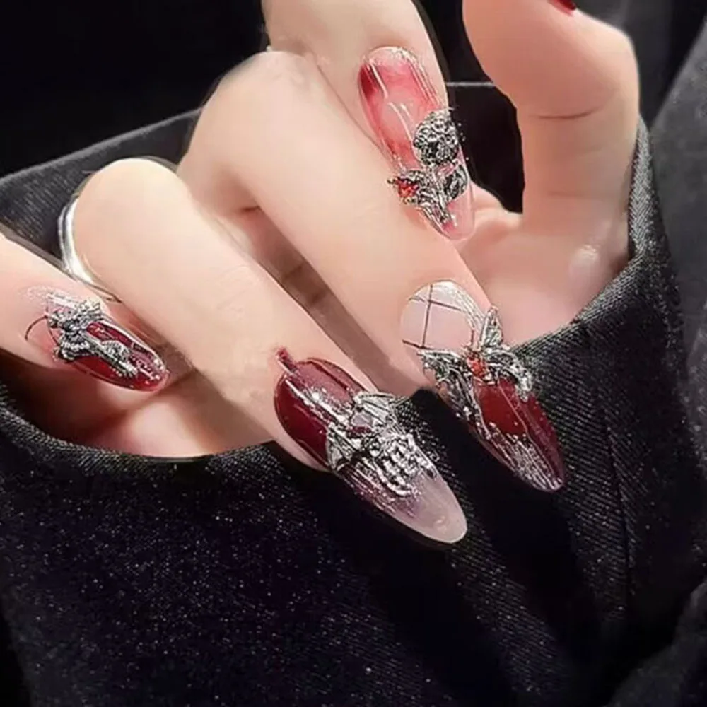 10 Stück Dunkelheit Herz Schmetterling Nagel Charms Legierung 3D Flügel Liebe Nail Art Strass für Maniküre Dekoration Lieferungen Edelsteine Teile