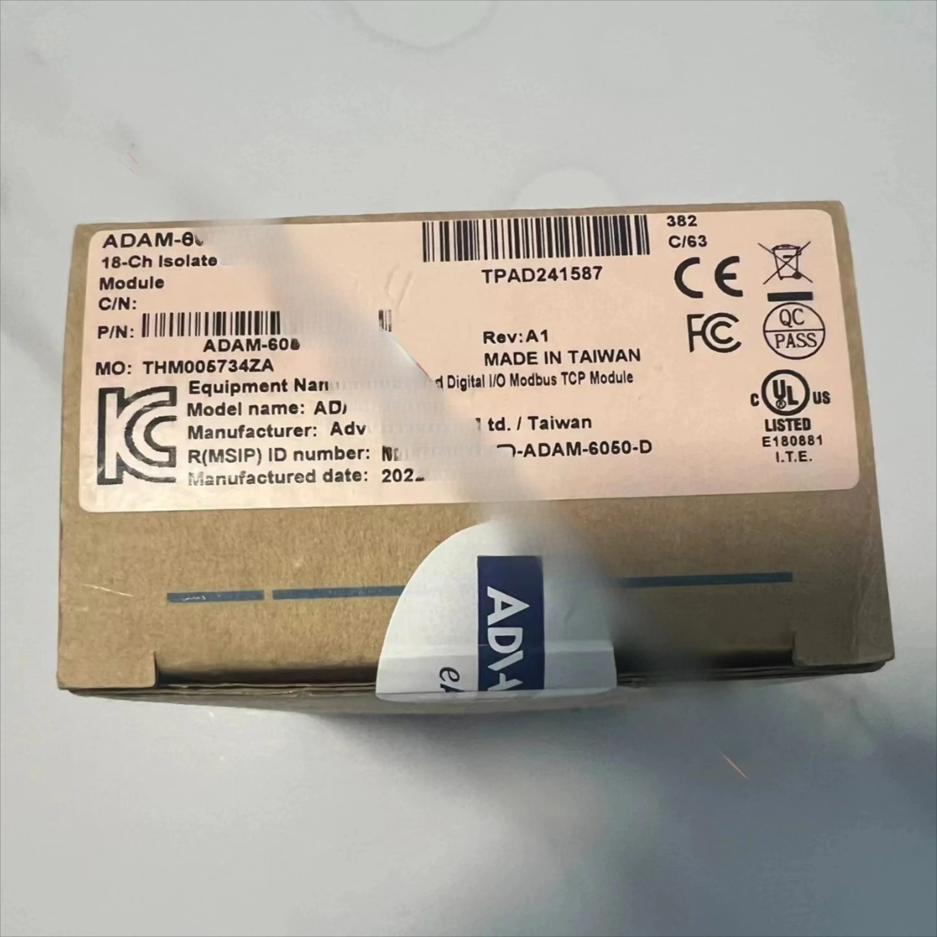 Isolated Module ADAM-6050 brand new ADAM-6051