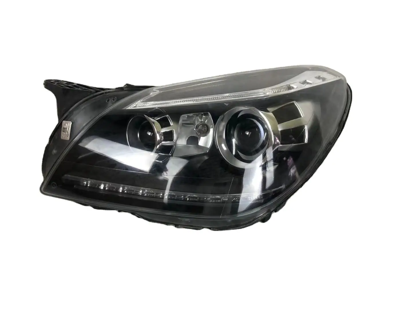 For SLK172 SLK200 SLK250 SLK350 SLK55 R172 Auto Car Xenon Adaptive Headlight 6000k Color Temperature with Black Background
