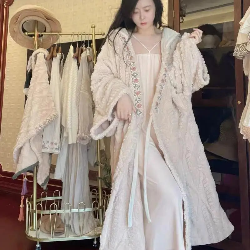 Ropa de dormir de lana Coral para niñas, albornoz de princesa con capucha, pijamas sueltos, ropa de ocio, dormitorio, baño, ropa familiar, capa, prendas de vestir exteriores