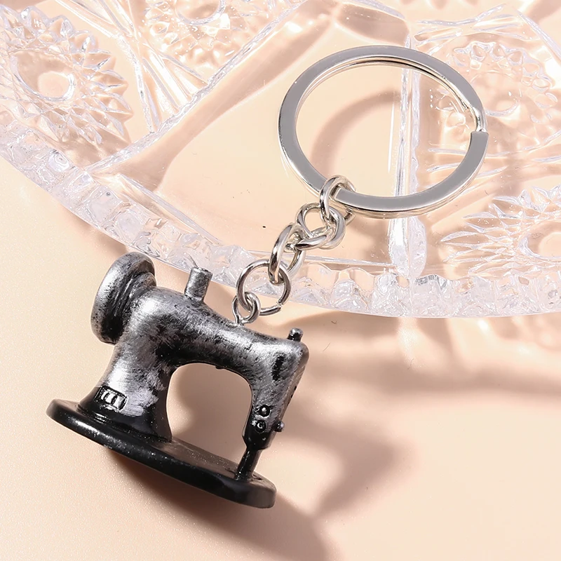 Cute 3D Sewing Machine Keychain for Car Key Holder Women Men Handbag Pendants Keyrings Accessories DIY Jewelry Gifts