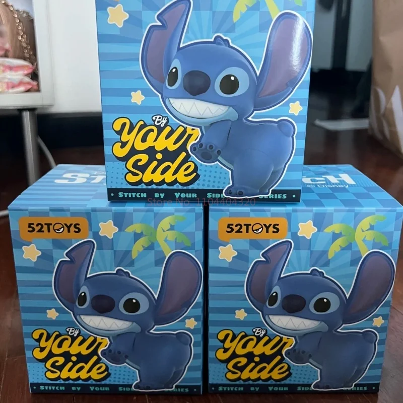 Original 52 ของเล่น Stitch By Your Side Series กล่องตาบอดน่ารัก Stitch อะนิเมะรูปตุ๊กตาเดสก์ท็อปคอลเลกชัน Mystery กล่องของเล่นเด็กของขวัญ