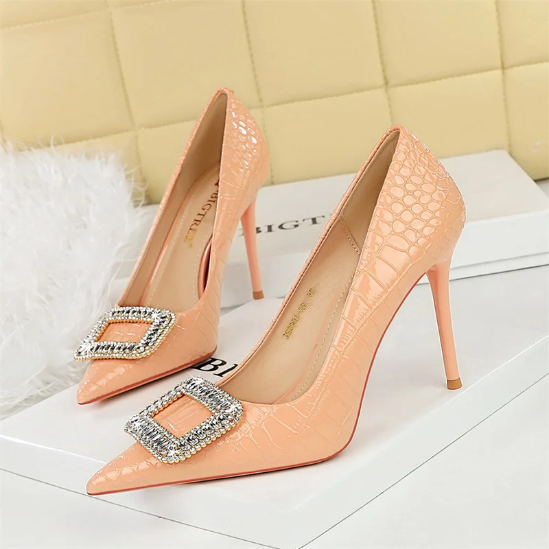 

Fashion Comfort Party Pumps Super High Heels Serpentine Patent Leather Shallow Mouth Pointed Toe Crystal Buckle Single Shoes