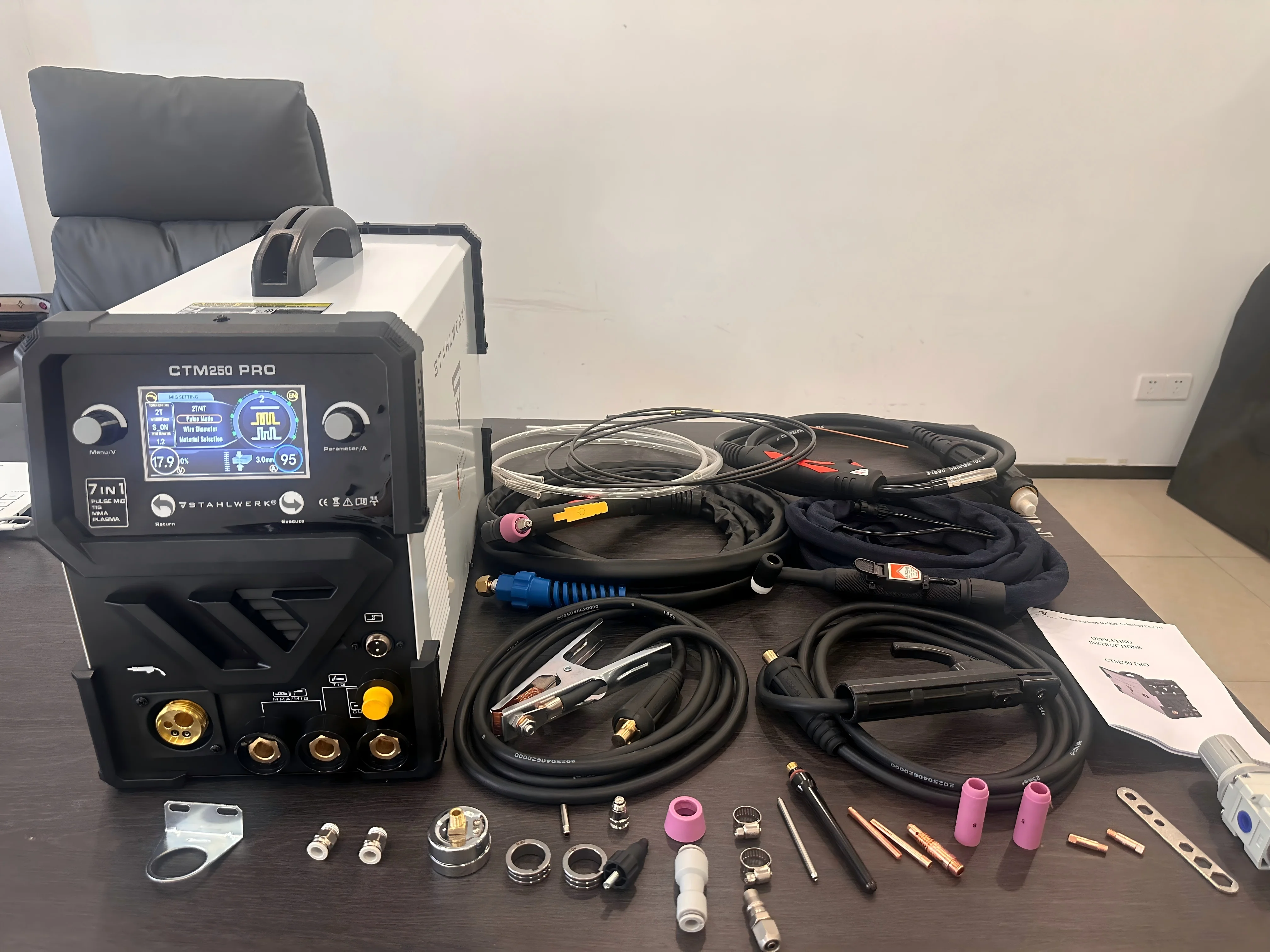 ماكينة لحام CTM250 PRO المحمولة 7in1 200A مع بلازما: ماكينة لحام ألومنيوم MIG بدون تدفق الألومنيوم #3