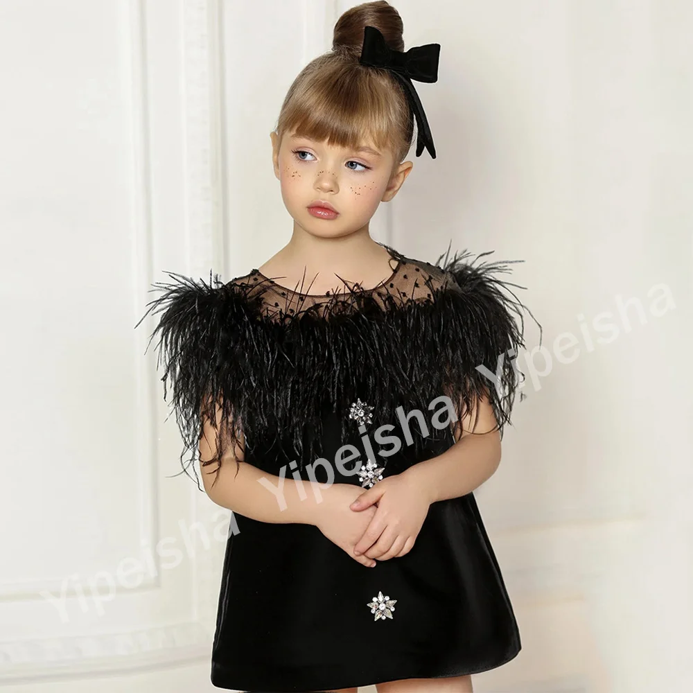 

Feathers Black Flower Girl Dress Scoop Neck Short Sleeves Dot Tulle Velvet Pageant Party Gown Mini for Chidlren